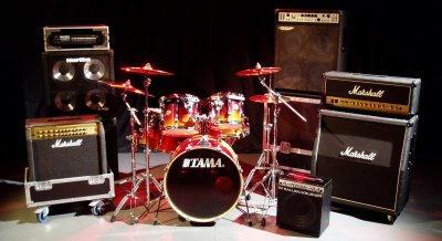 http://www.newyorkproductions.co.uk/images/backline_display.jpg